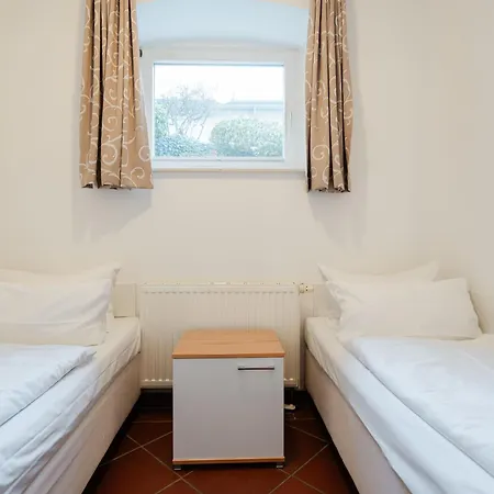 Dora App 03 アパート *