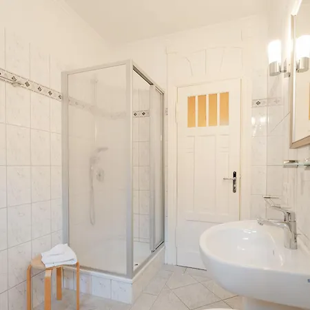 Dora App 03 アパート